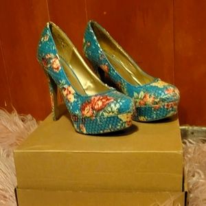 Floral pumps
